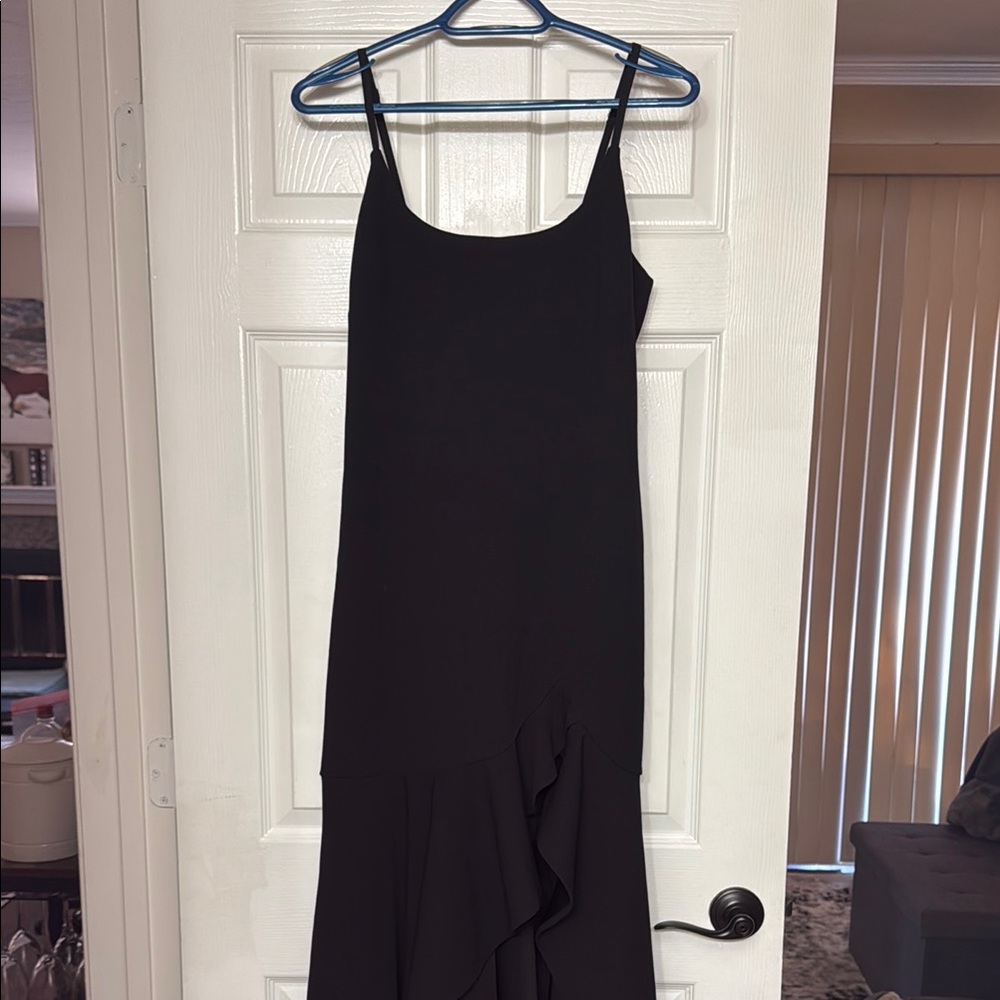 Elegant Swoop Neck Black Sleeveless Dress